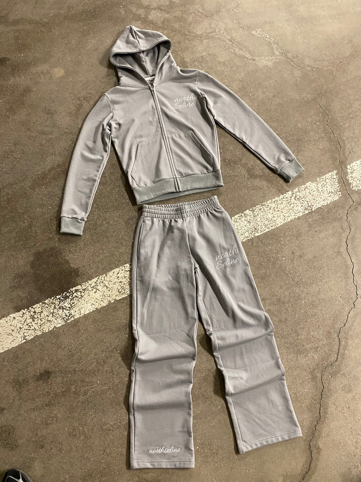 ULTRA GREY "TRACKSUIT"